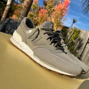 New Balance Men's Gray Athletic Shoes 574 sport